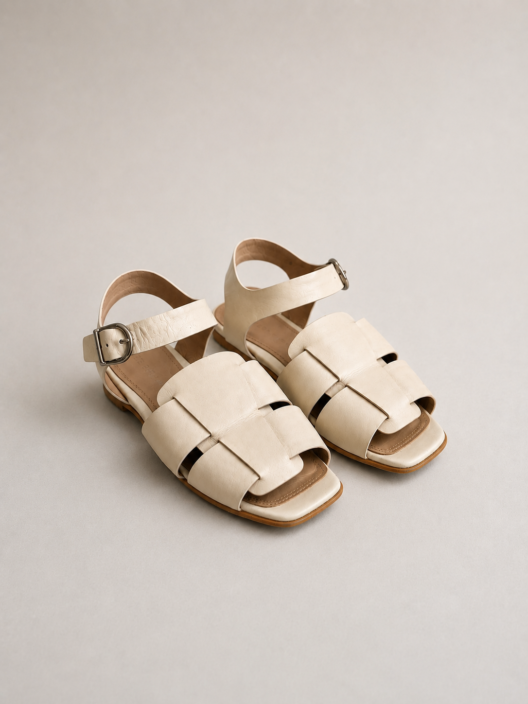 Sandales en cuir Ivoir , Jo Mercer